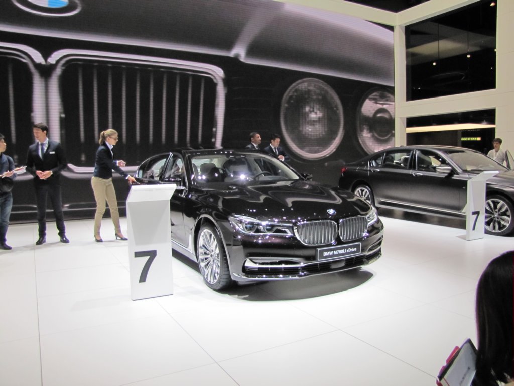 bmwm760lixdrive.jpg
