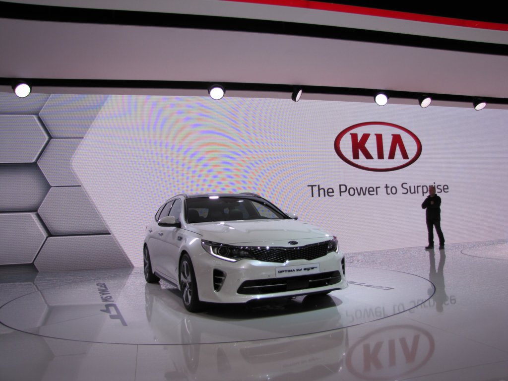 kiaoptimaswgt.jpg