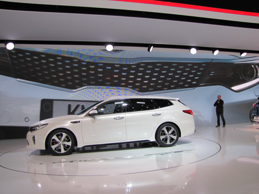 kiaoptimaswgt12.jpg