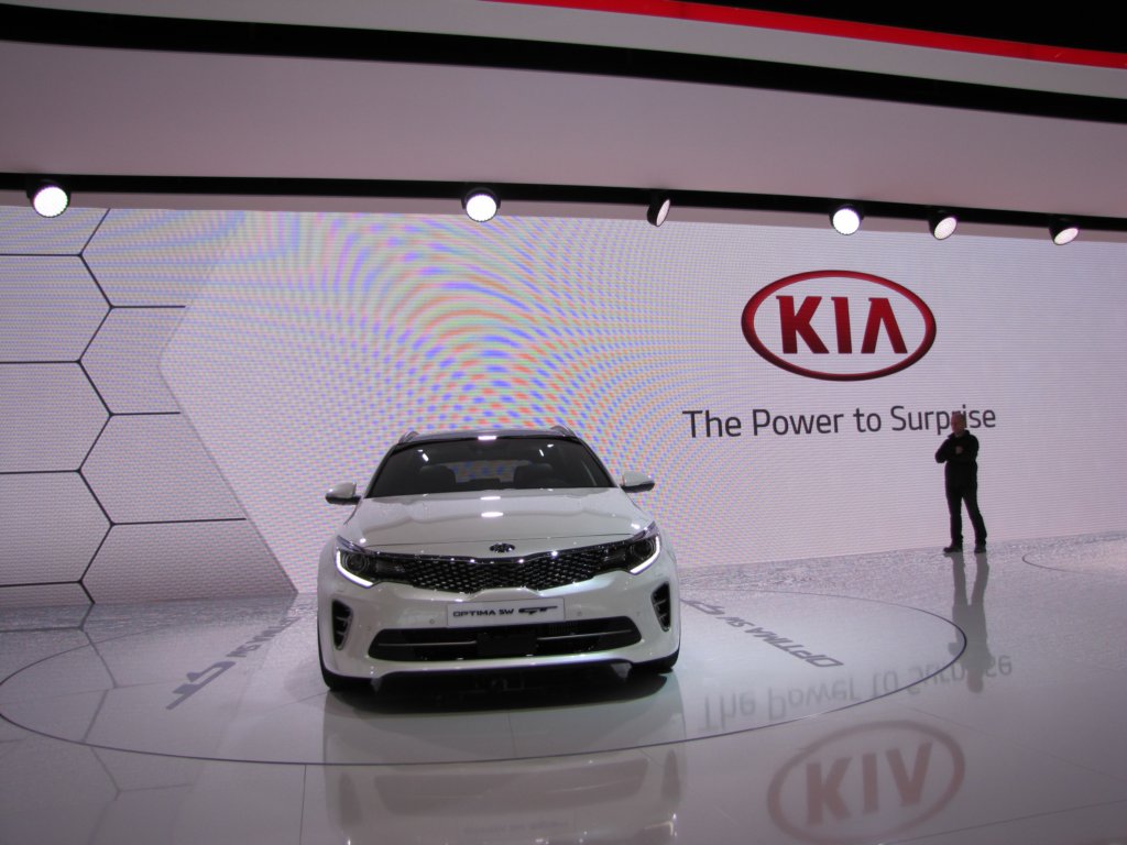 kiaoptimaswgt15.jpg
