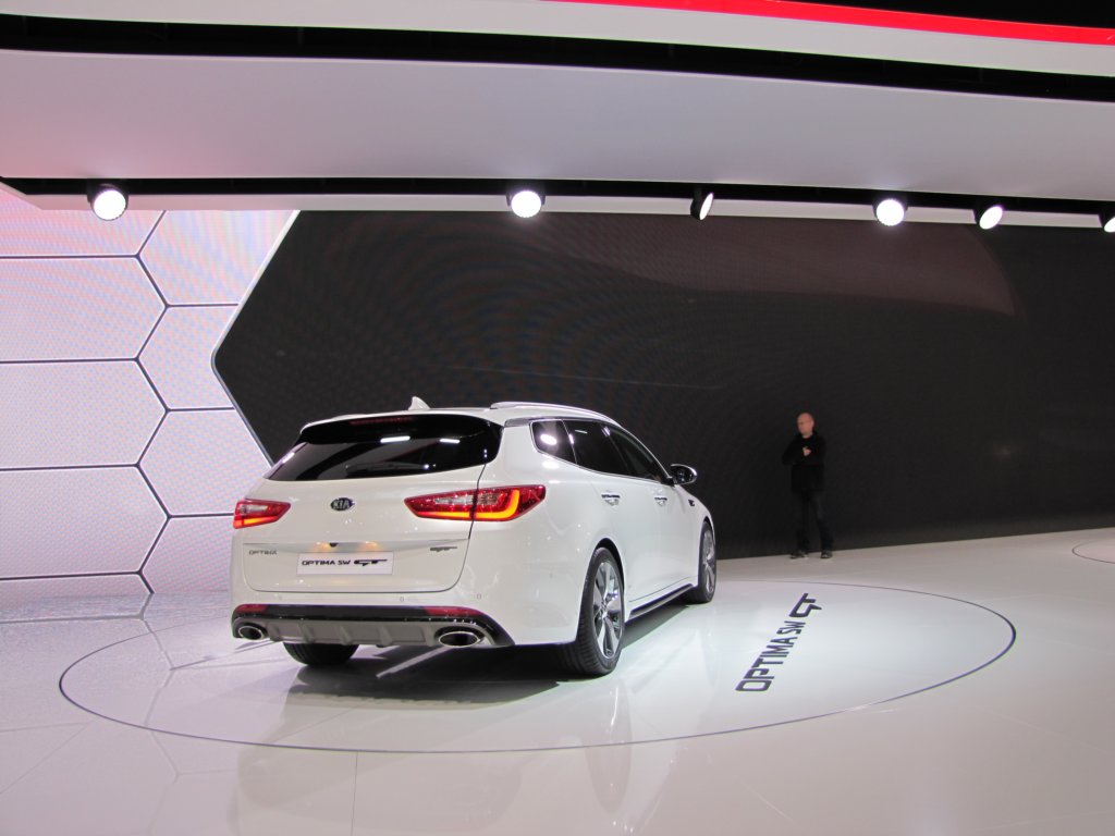 kiaoptimaswgt33.jpg