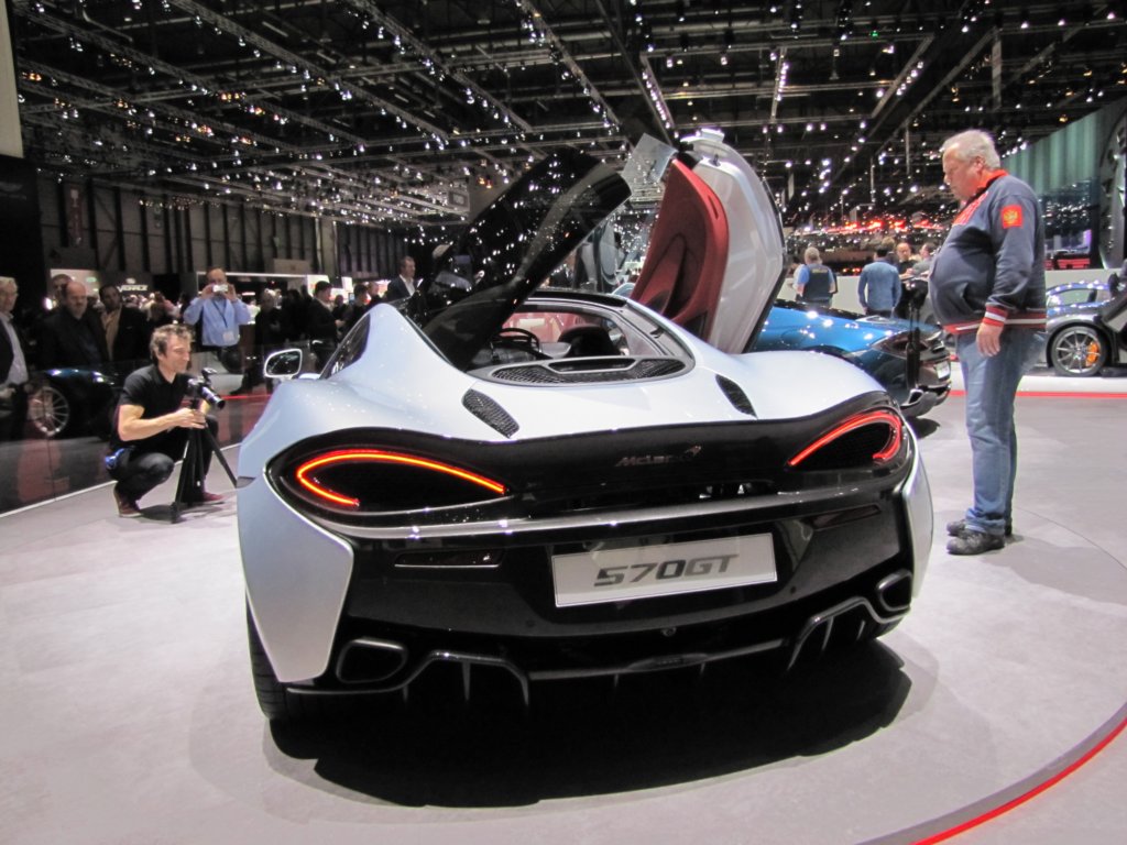 mclaren570gt12.jpg