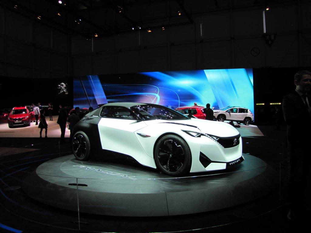 peugeotfractal14.jpg