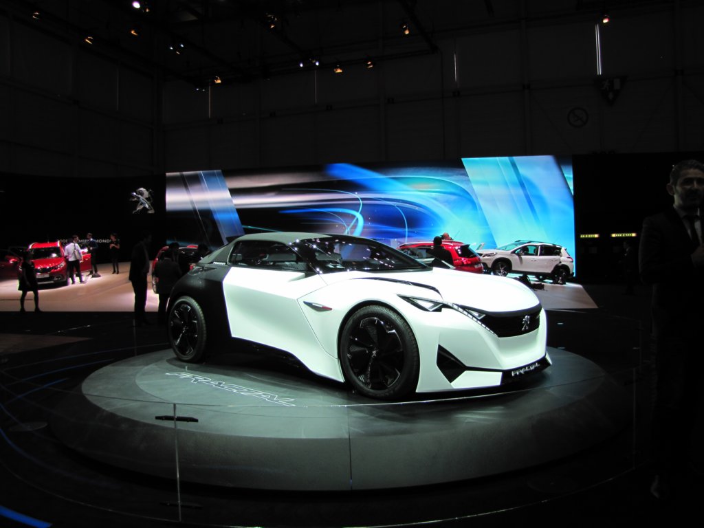 peugeotfractal3.jpg