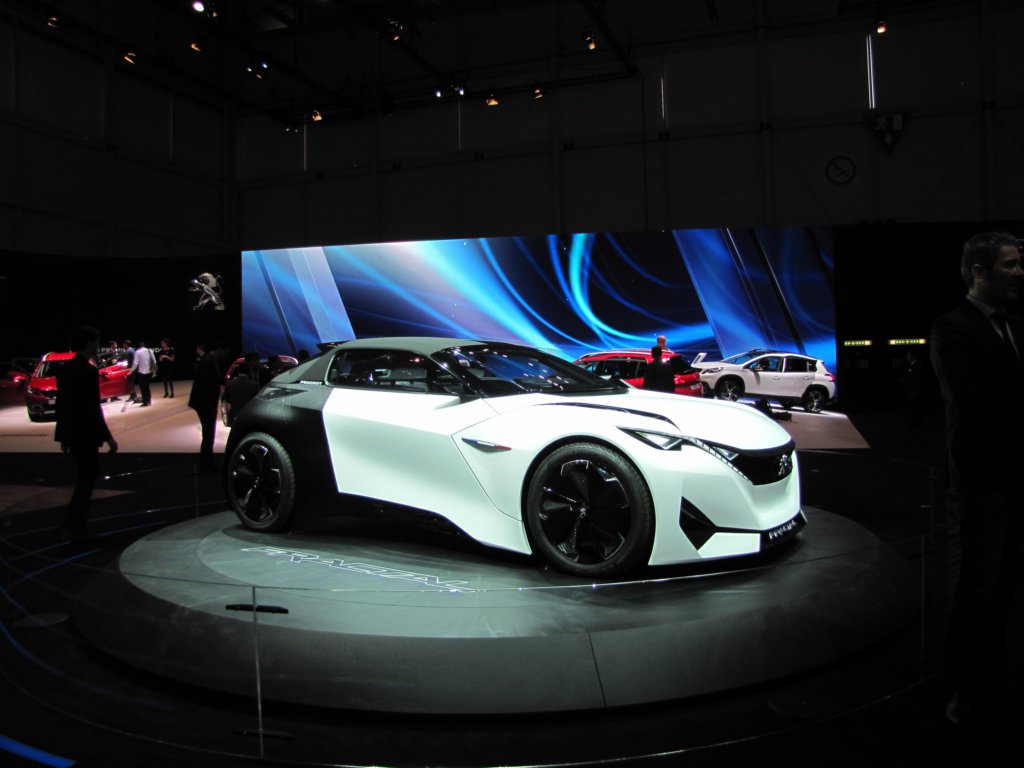 peugeotfractal7.jpg