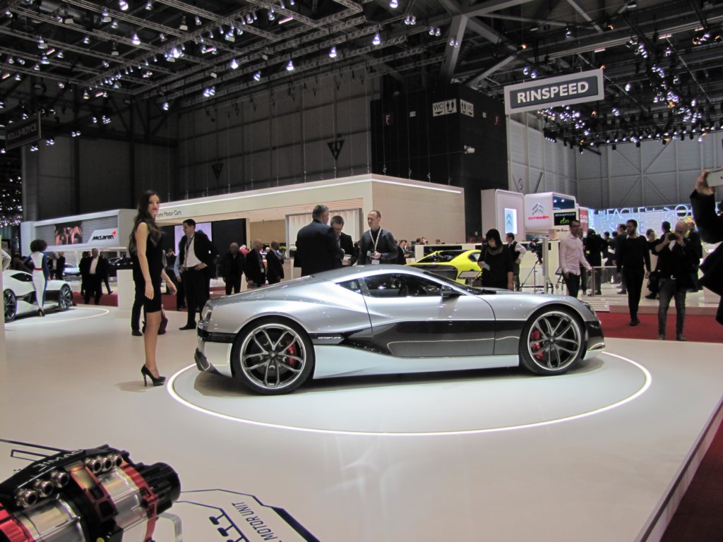 rimacconcept_one4.jpg