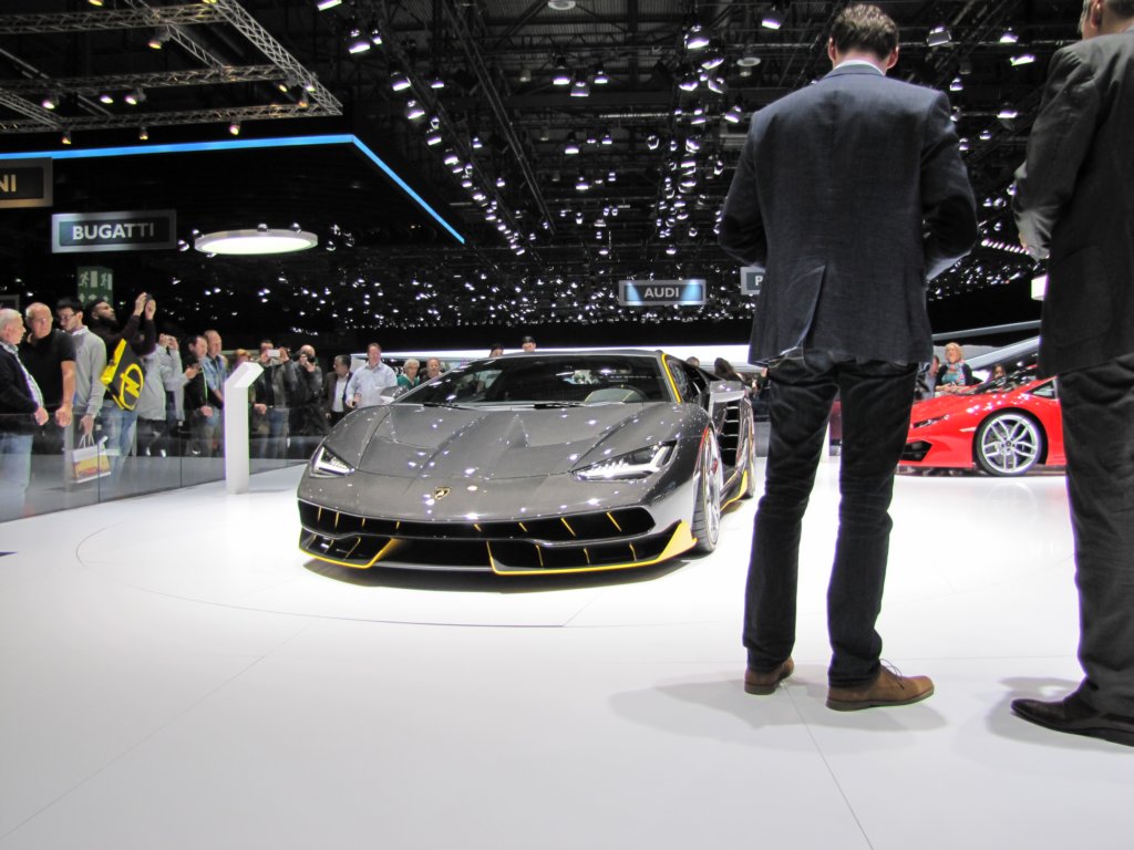 lamborghinicentenariolp77049.jpg