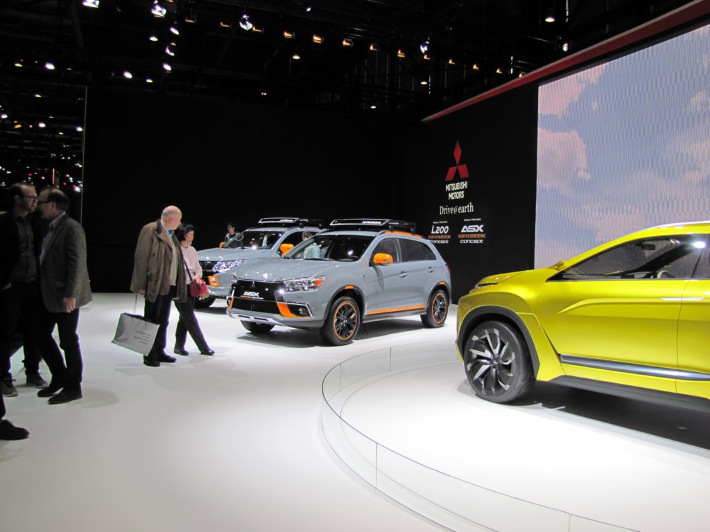 mitsubishiasxgeoseekconcept5.jpg