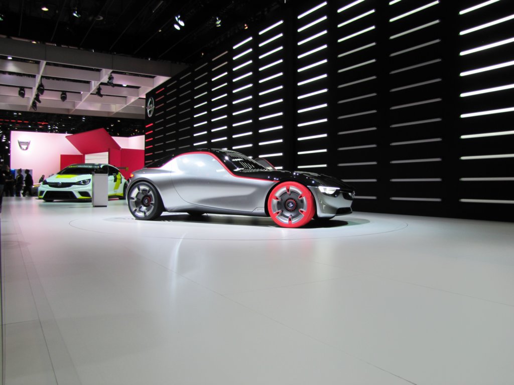 opelgtconcept13.jpg