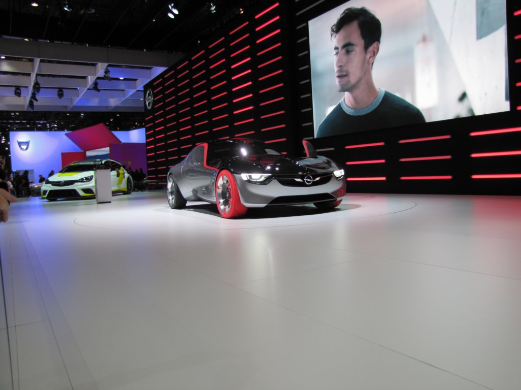 opelgtconcept24.jpg