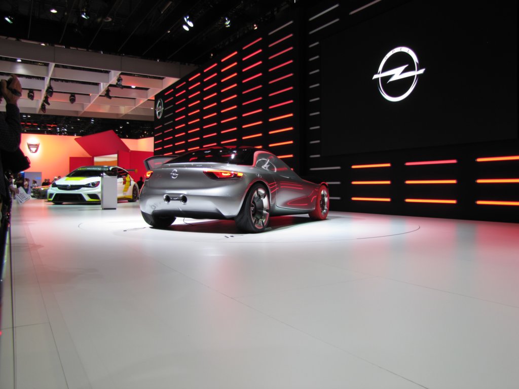 opelgtconcept26.jpg