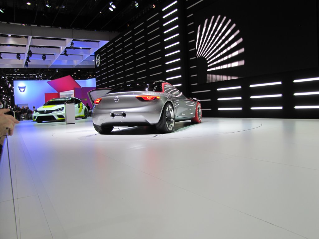 opelgtconcept40.jpg