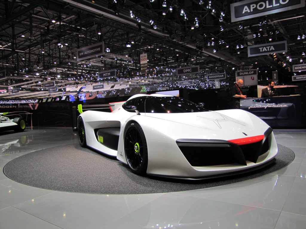 pininfarinah2speed27.jpg