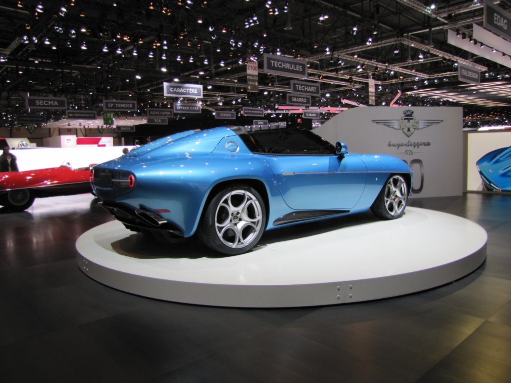 touringsuperleggeradiscovolantespyder8.jpg