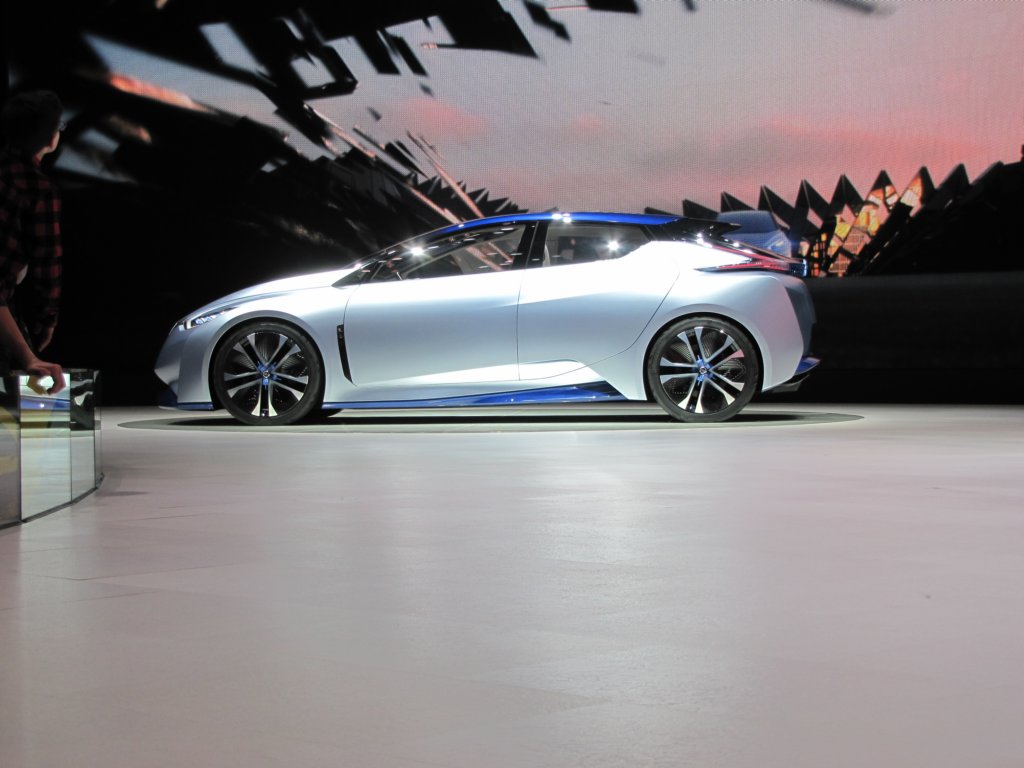 nissanidsconcept38.jpg