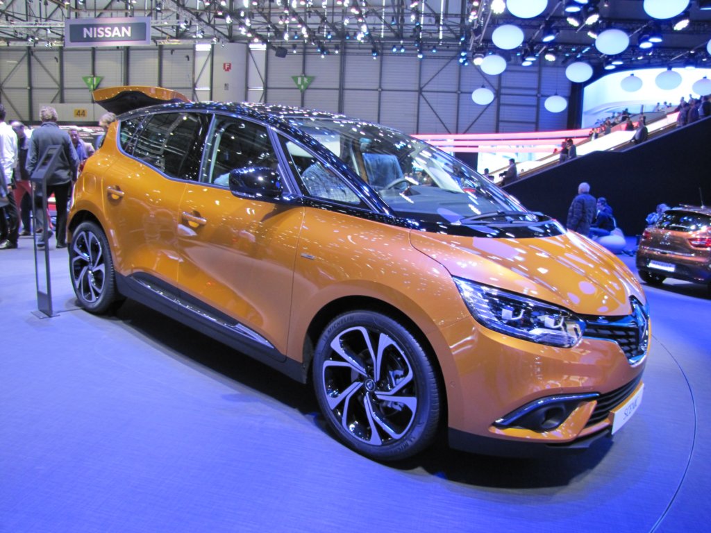renaultscnic3.jpg