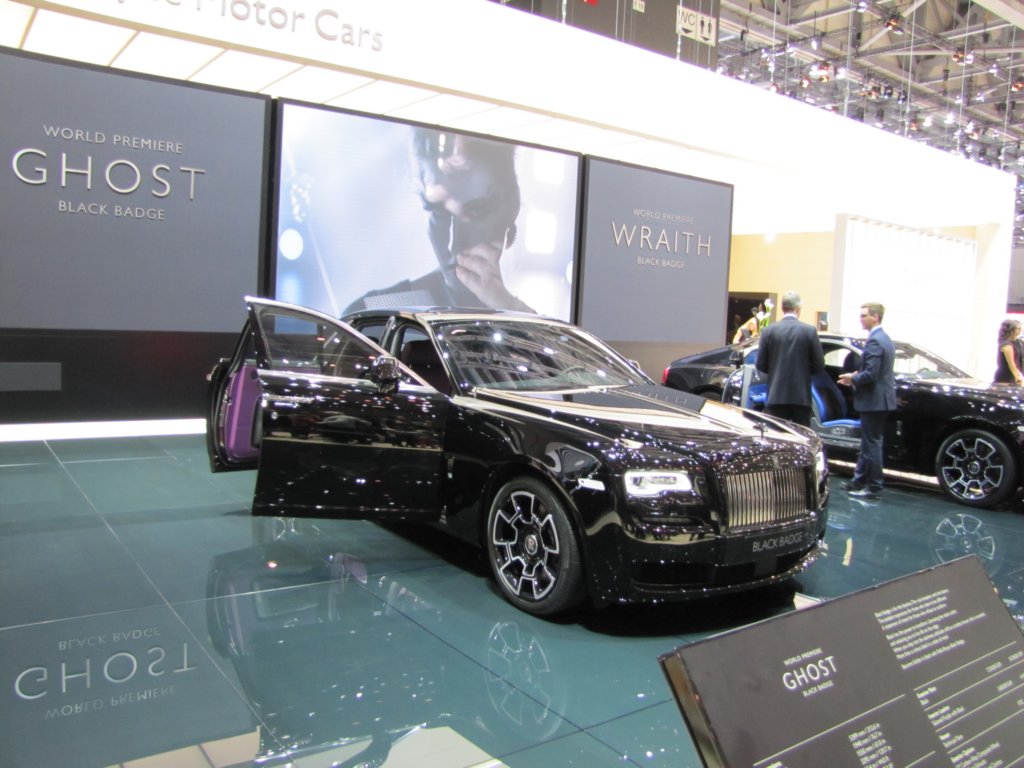 rollsroyceghostblackbadge.jpg