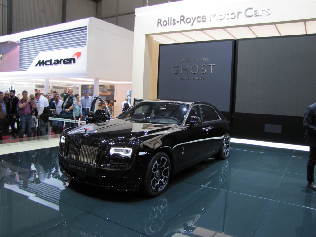 rollsroyceghostblackbadge2.jpg