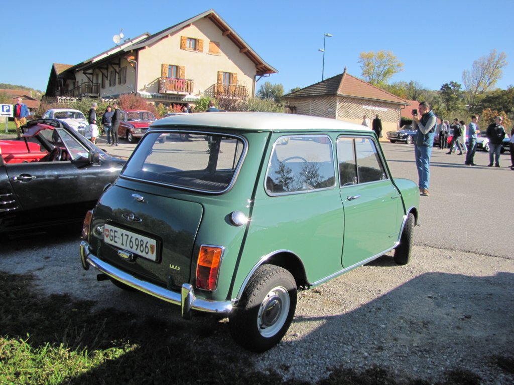 austinminicoopers.jpg