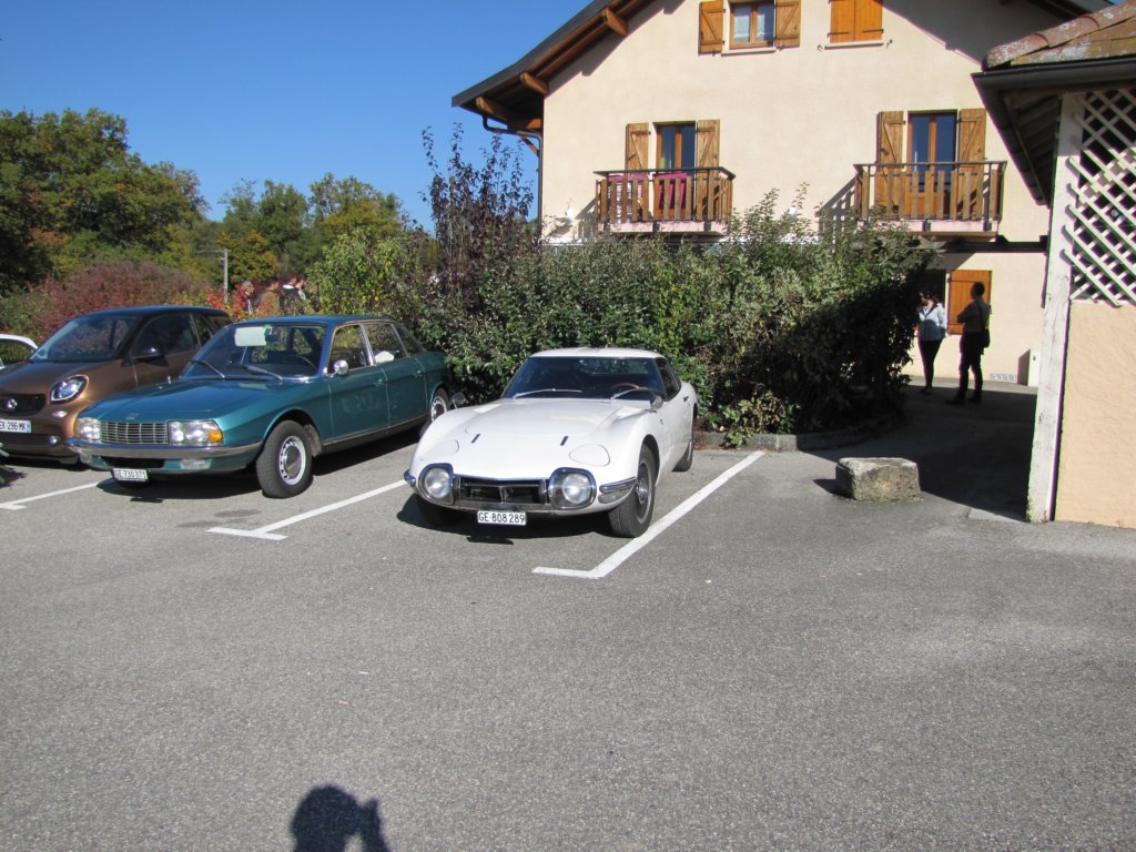 toyota2000gt3.jpg