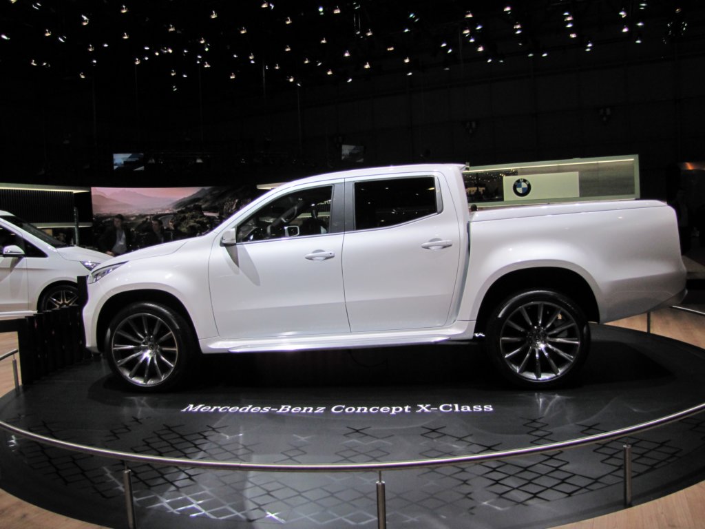 mercedesbenzxclass11.jpg