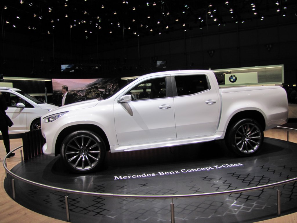 mercedesbenzxclass15.jpg