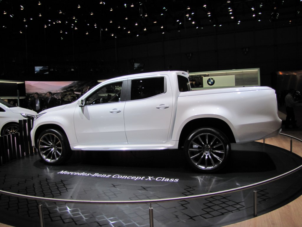 mercedesbenzxclass16.jpg