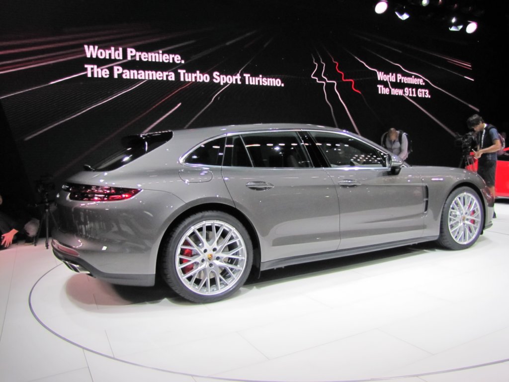 porschepanamerasportturismo9.jpg