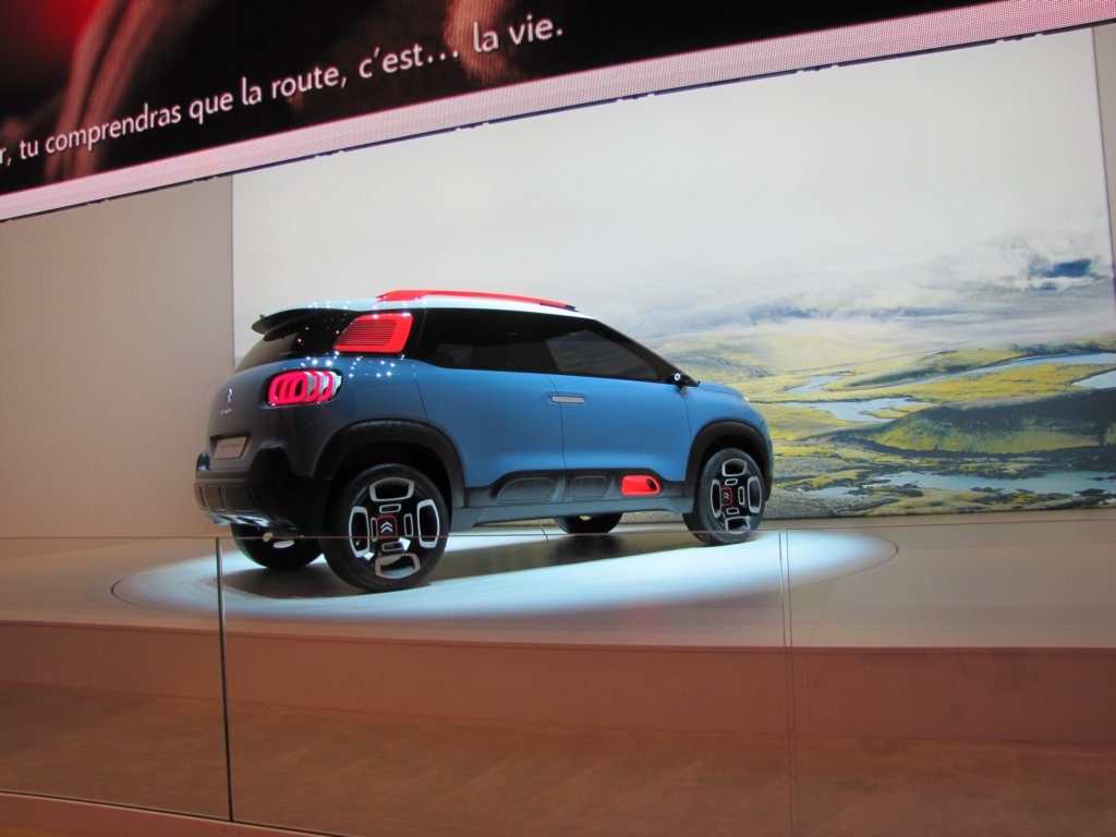 citroncaircrossconcept29.jpg