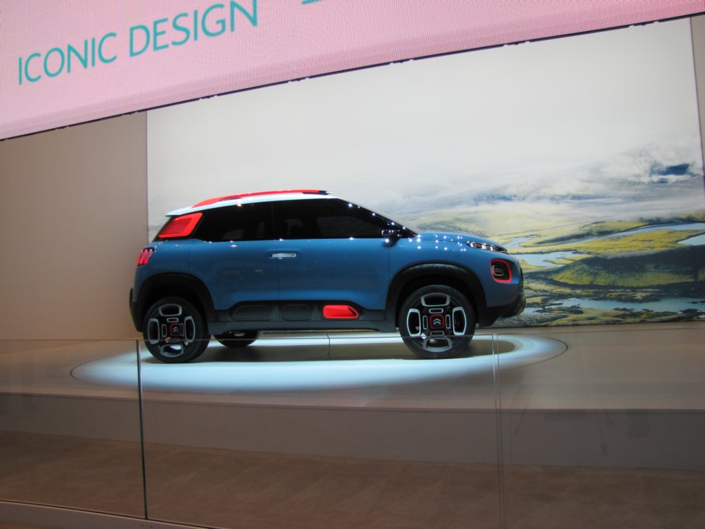 citroncaircrossconcept8.jpg