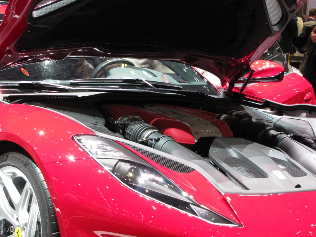 ferrari812superfast13.jpg