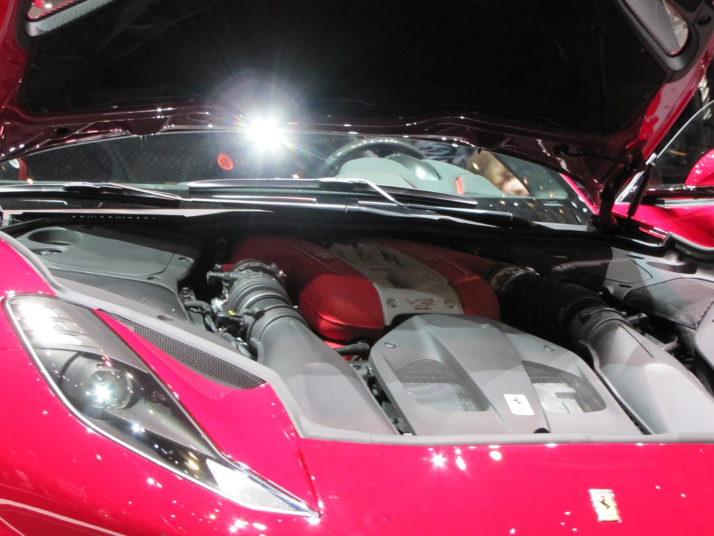 ferrari812superfast4.jpg