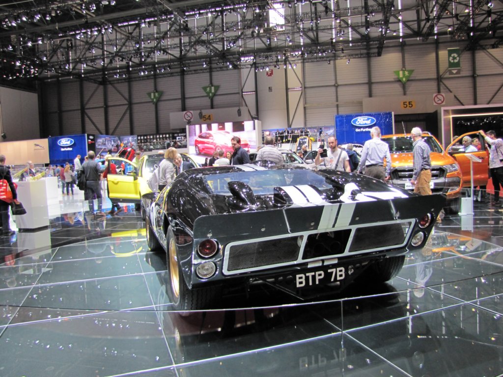 fordgt40196633.jpg