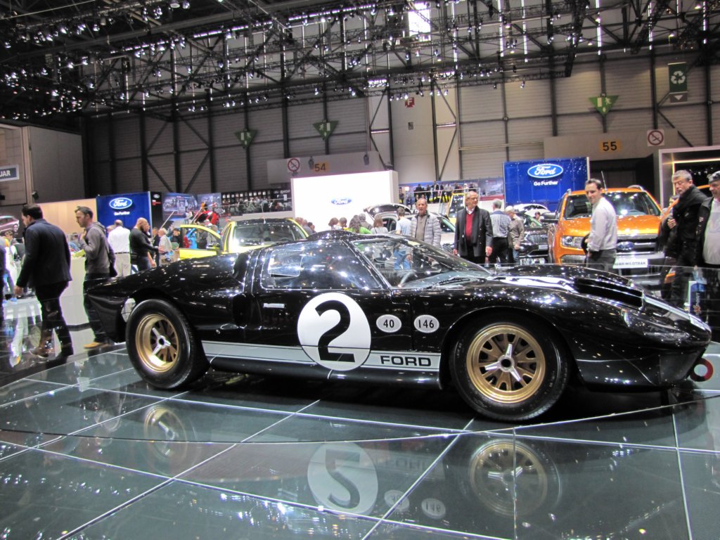 fordgt40196645.jpg