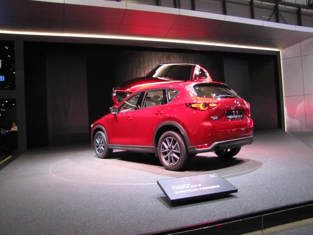 mazdacx530.jpg