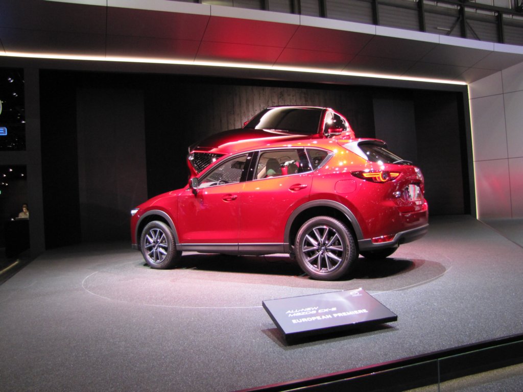 mazdacx533.jpg
