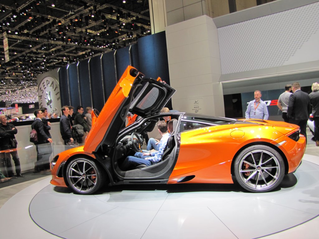 mclaren720s.jpg