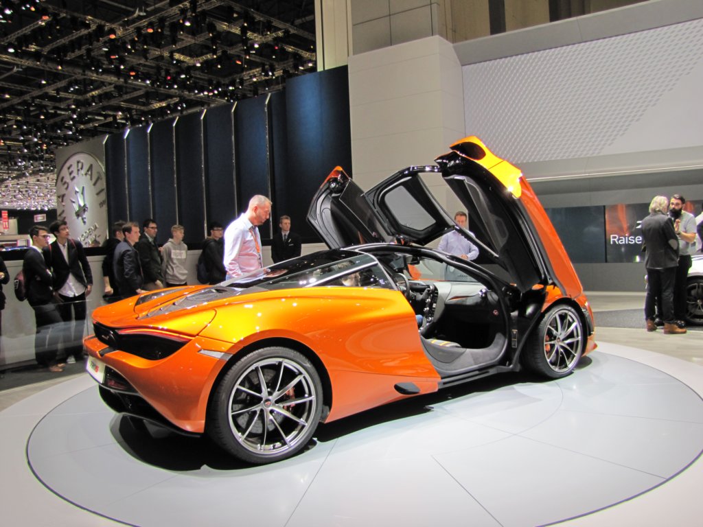 mclaren720s10.jpg