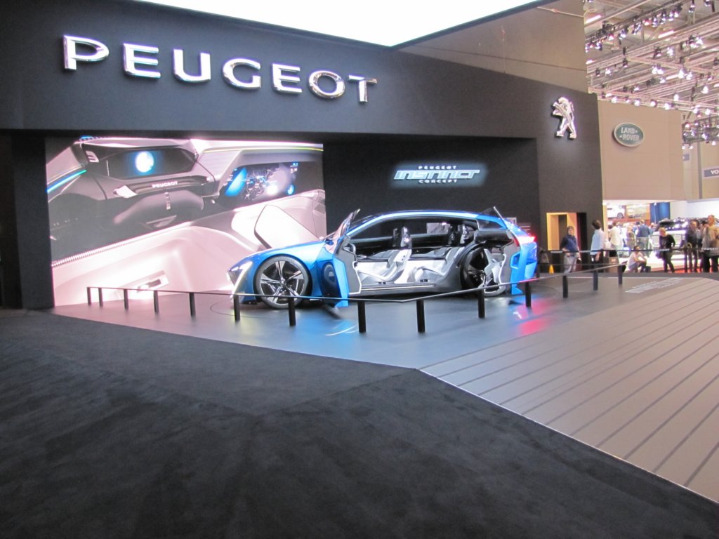 peugeotinstinctconcept37.jpg