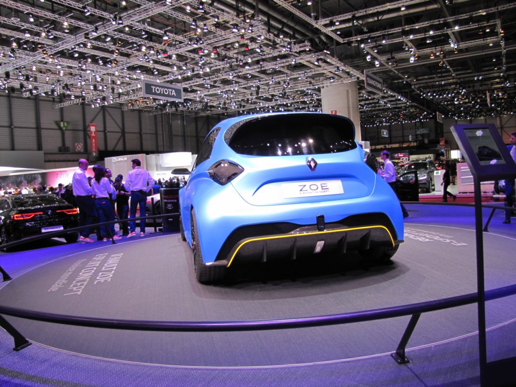 renaultzoeesportconcept13.jpg