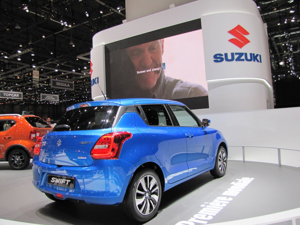 suzukiswift26.jpg