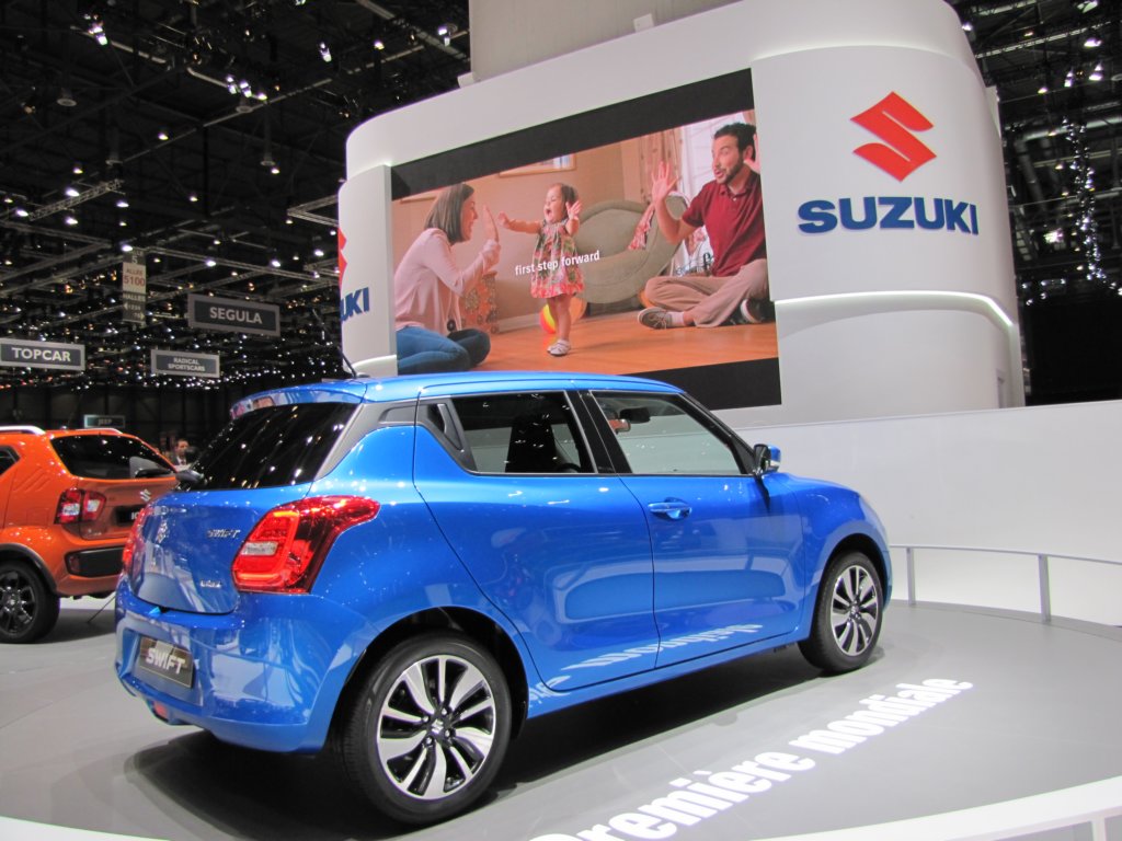 suzukiswift28.jpg