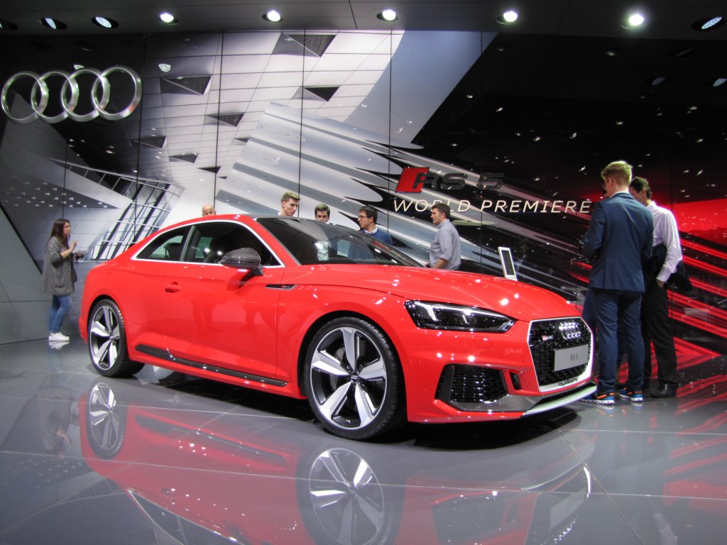 audirs5.jpg