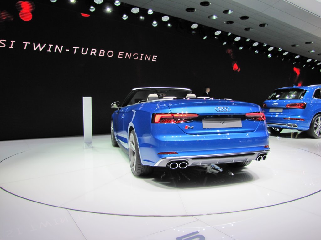 audis5cabriolet20.jpg