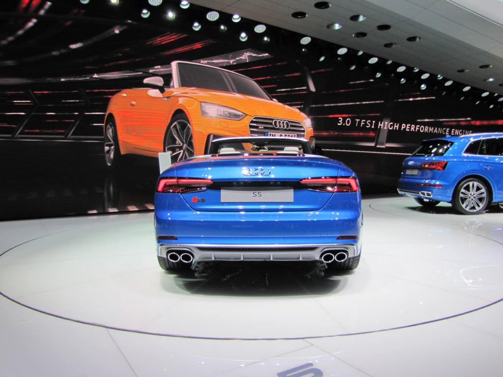 audis5cabriolet22.jpg