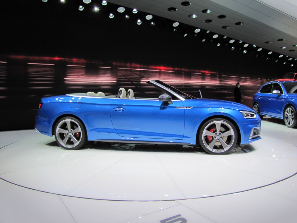 audis5cabriolet35.jpg