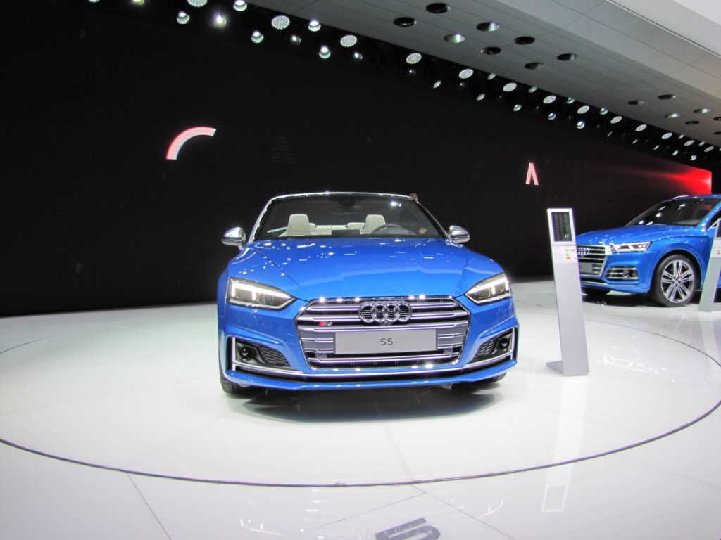 audis5cabriolet46.jpg