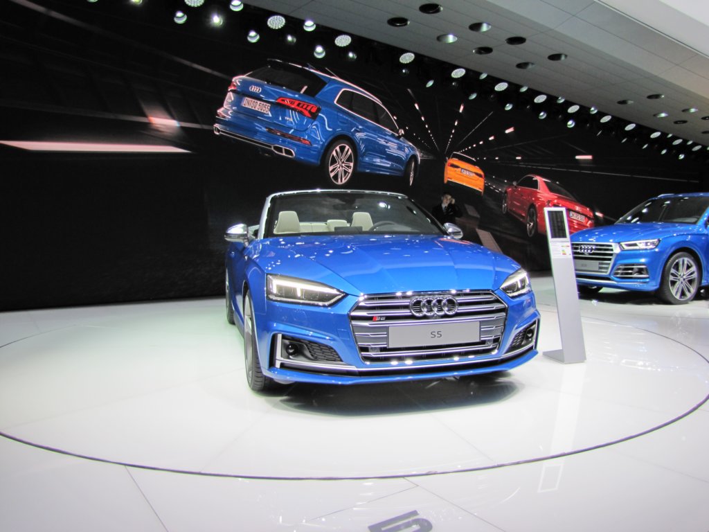 audis5cabriolet48.jpg