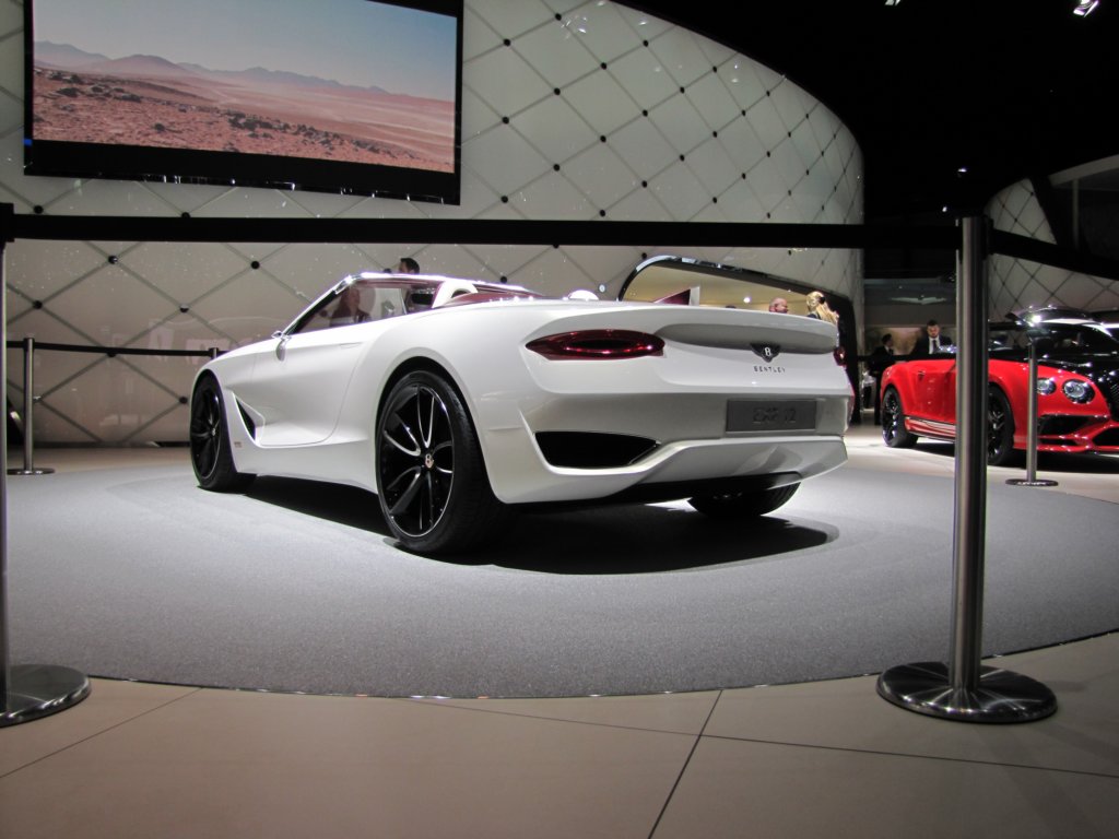 bentleyexp12speed6e114.jpg