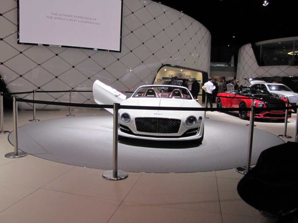 bentleyexp12speed6e138.jpg